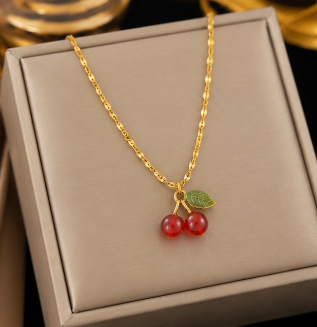 Cherry Halsband