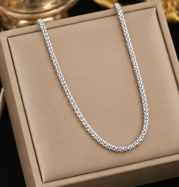 Vera Silver Halsband